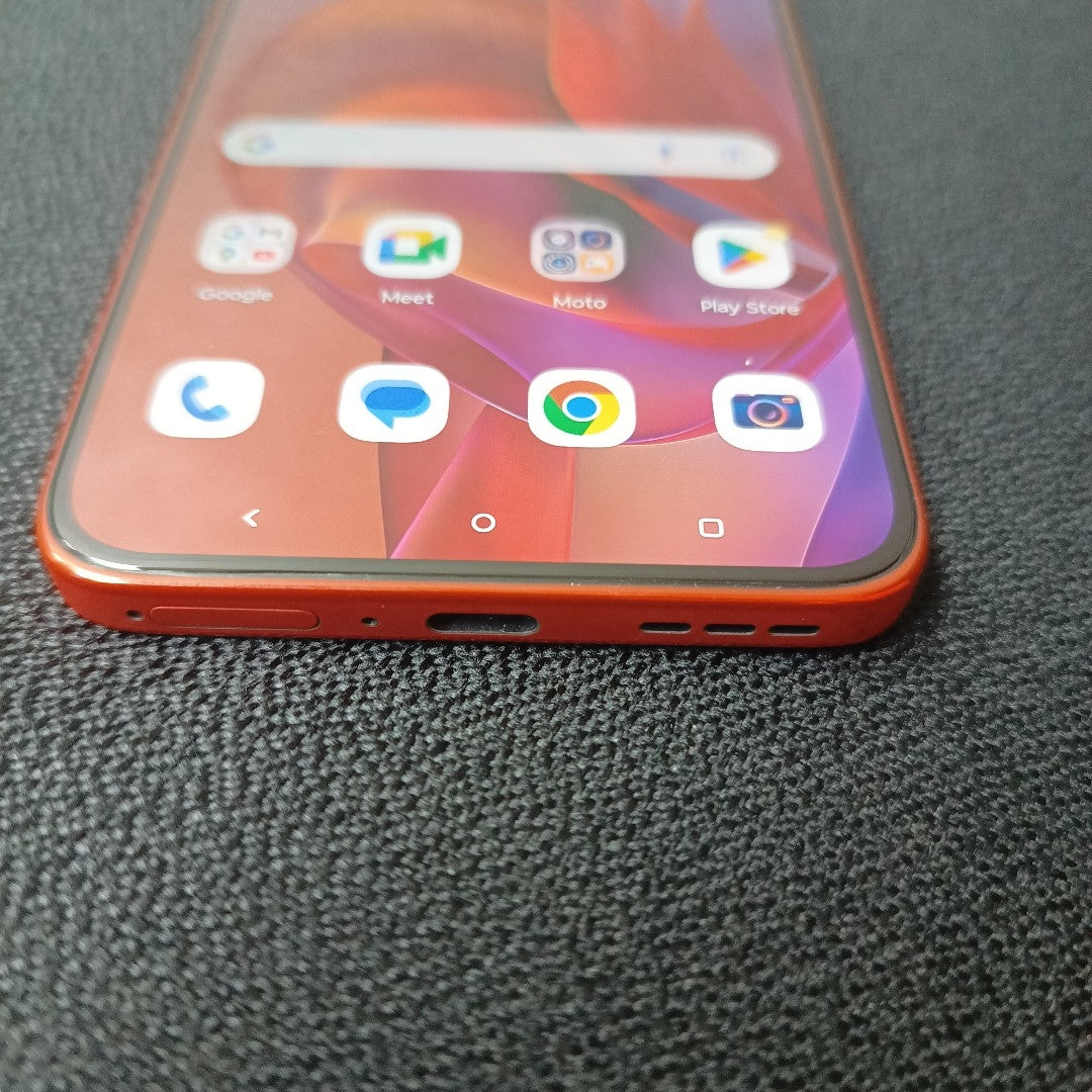 CELULAR MOTOROLA EDGE 50 NEO XT2409-2 (2024) 256 GB 8 GB RAM (SEMINUEVO)