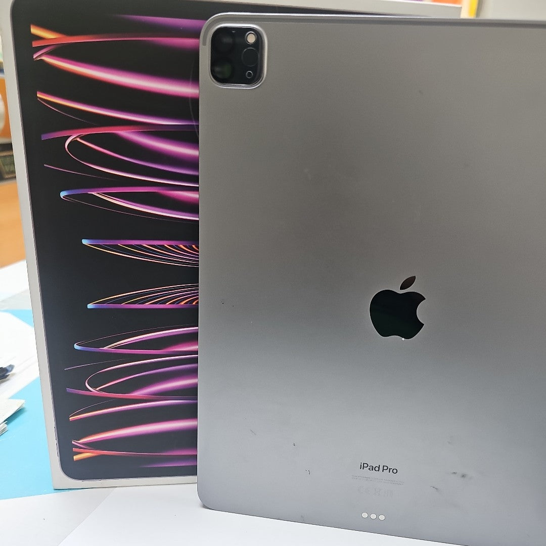 TABLETA APPLE IPAD PRO 6 12.9" A2436 256 GB 8 GB RAM (SEMINUEVO)