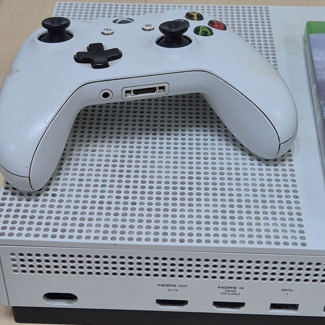 CONSOLA DE VIDEOJUEGO MICROSOFT XBOX ONE S 500 GB  (SEMINUEVO)