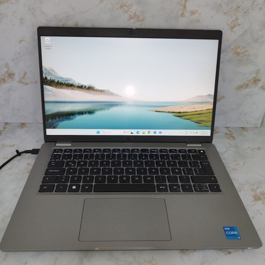 LAPTOP DELL LATITUDE 5430 (2022) 512 GB SSD 16 GB RAM (SEMINUEVO)