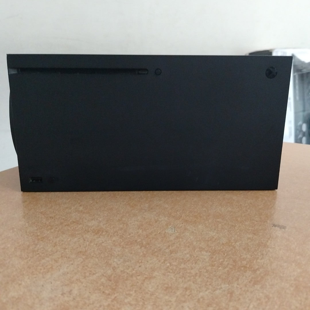 CONSOLA DE VIDEOJUEGO MICROSOFT XBOX SERIES X 1 TB SSD (SEMINUEVO)