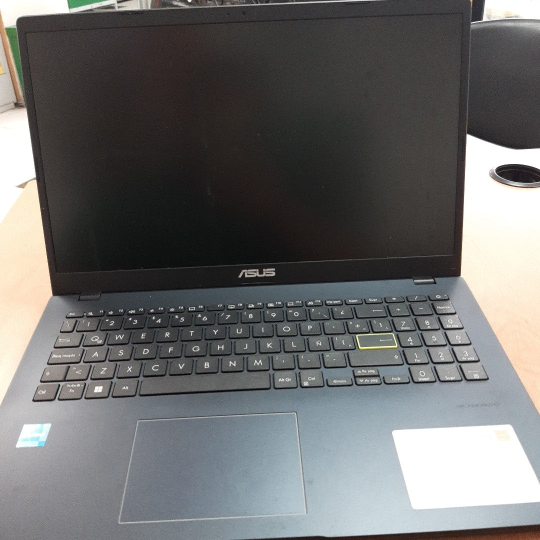 LAPTOP ASUS E510KA-BE648W (2024) 128 GB SSD 8 GB RAM (SEMINUEVO)