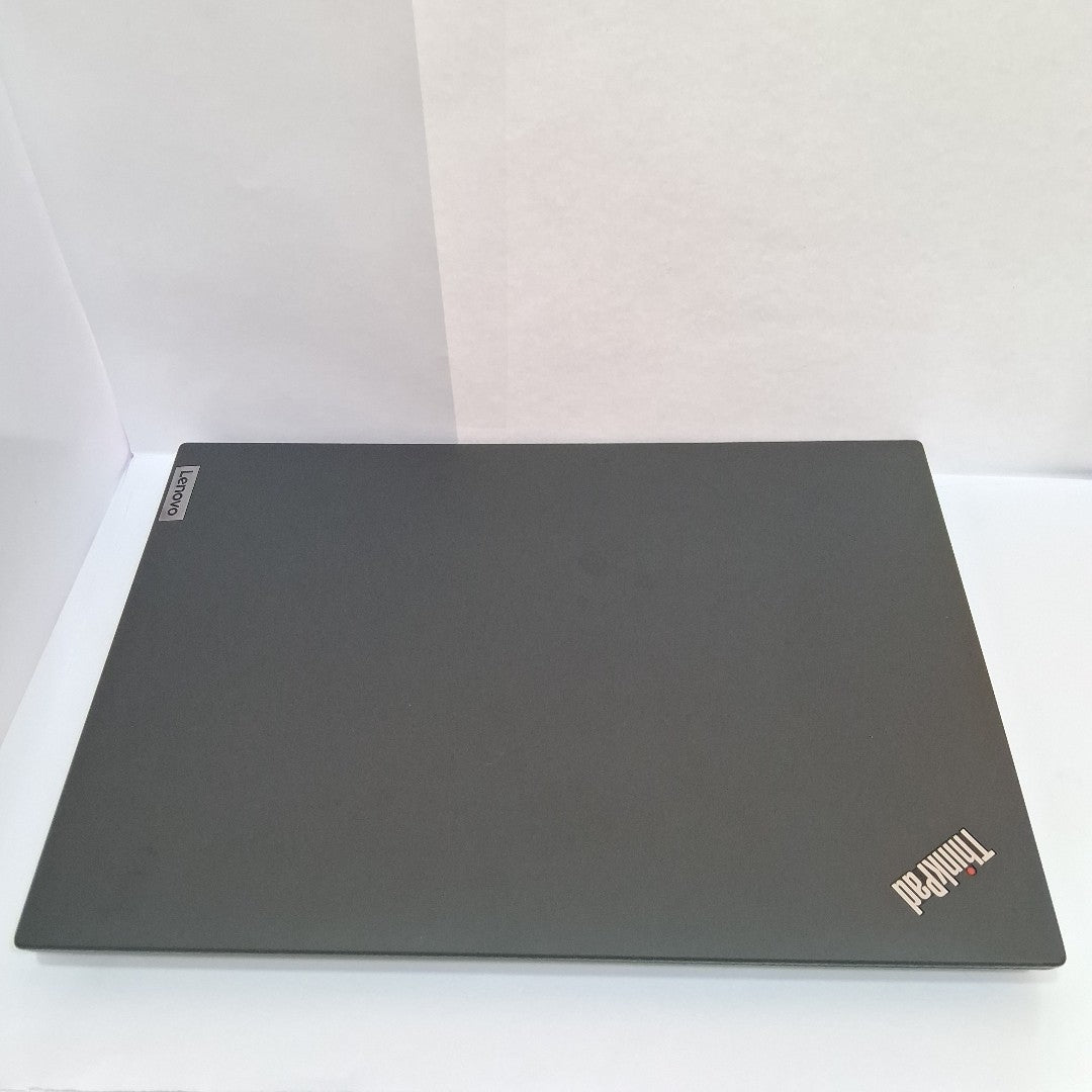 LAPTOP LENOVO THINKPAD T16 GEN 1 (2023) 1 TB SSD 16 GB RAM (SEMINUEVO)