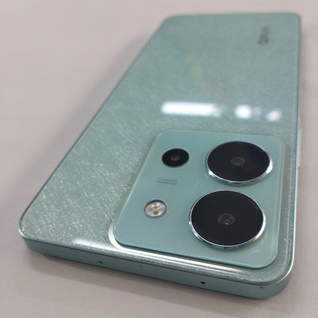 CELULAR VIVO Y36 V2247 128 GB 8 GB RAM (SEMINUEVO)