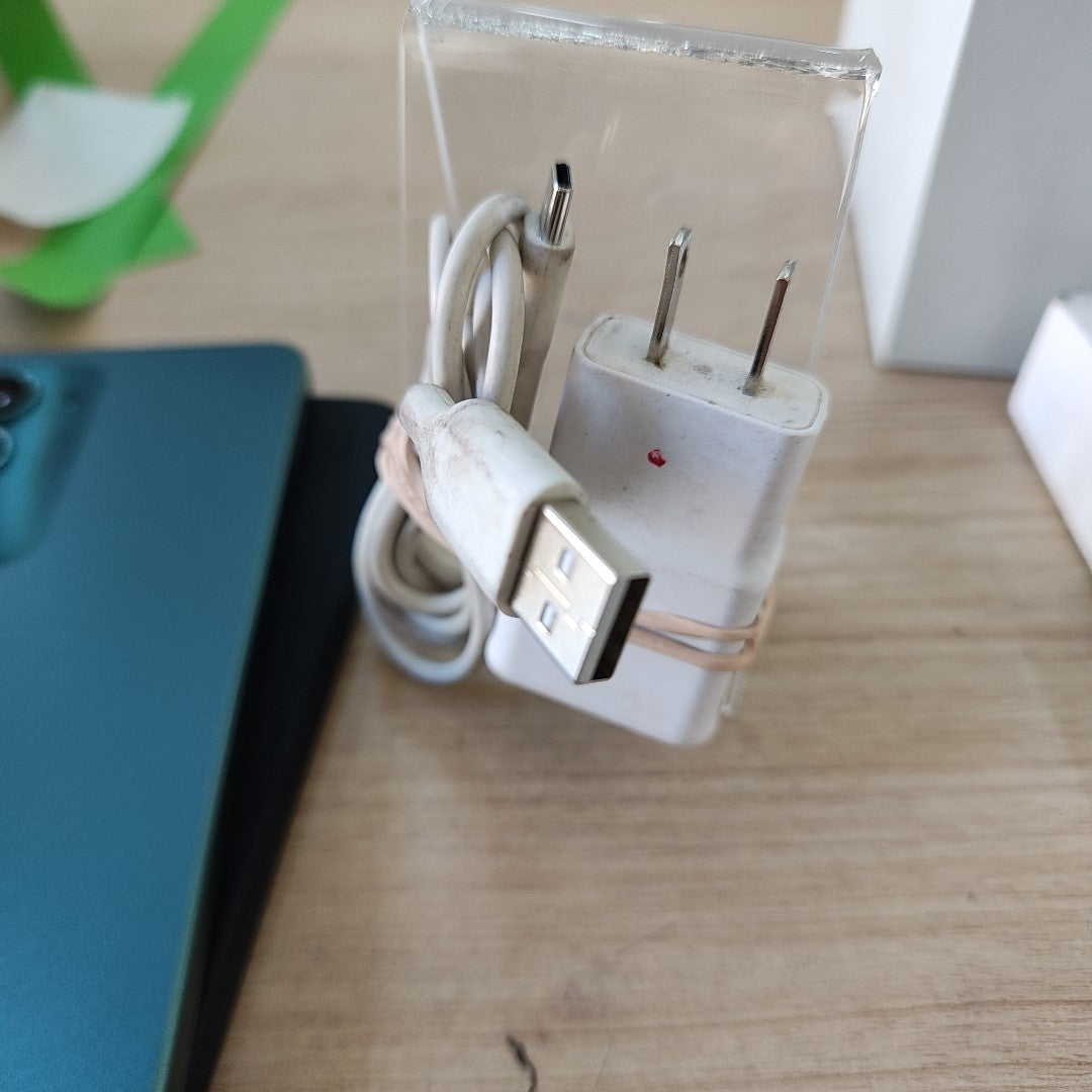 CELULAR OPPO  A5 CPH2727 (2025) 256 GB 4 GB RAM (SEMINUEVO)