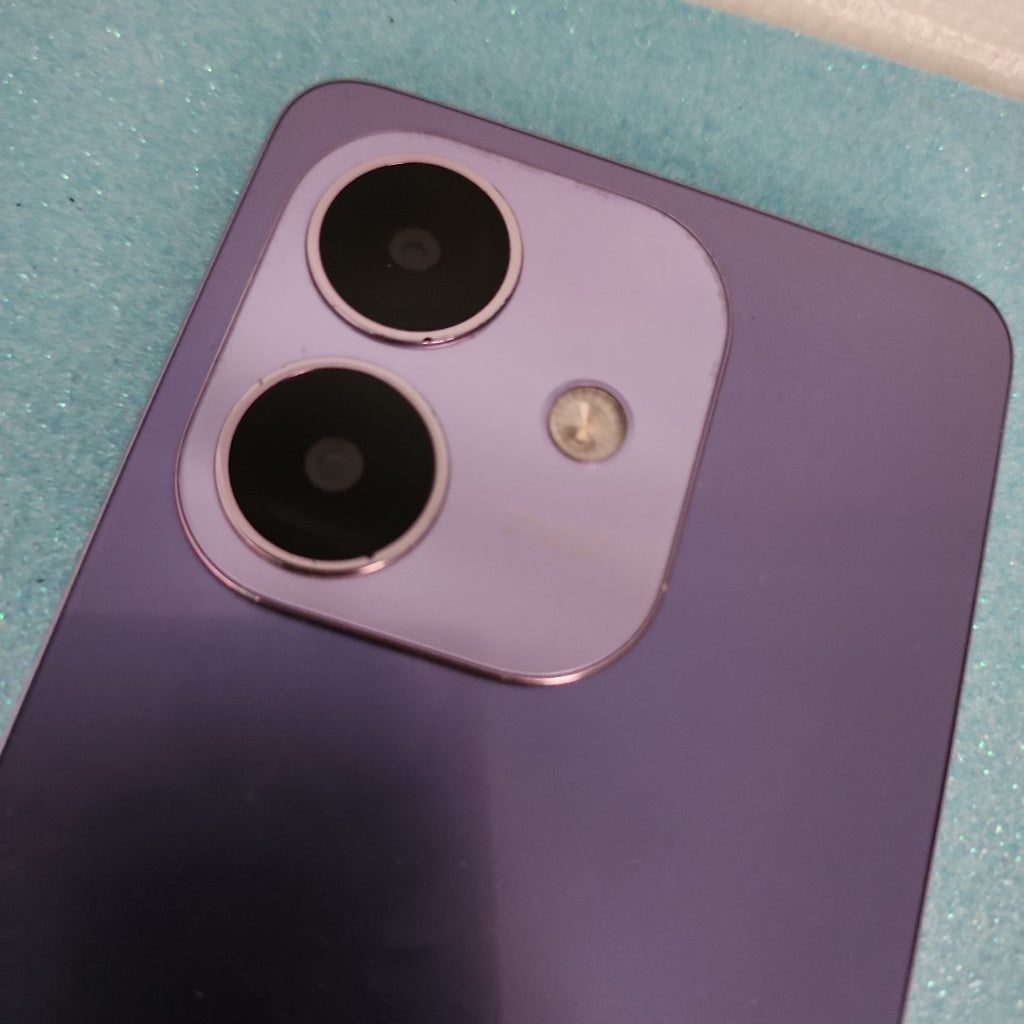 CELULAR OPPO  A40 CPH2669 (2024) 256 GB 4 GB RAM (SEMINUEVO)