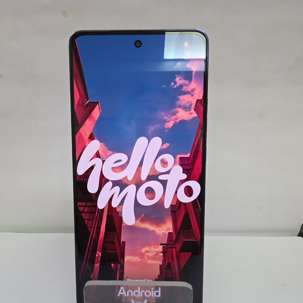 CELULAR MOTOROLA MOTO G86 XT2527-1 (2025) 256 GB 8 GB RAM (SEMINUEVO)