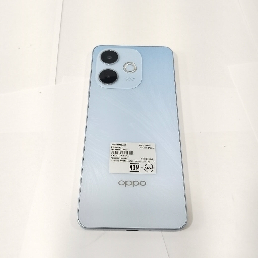 CELULAR OPPO  A5 PRO CPH2711 (2025) 256 GB 8 GB RAM (SEMINUEVO)