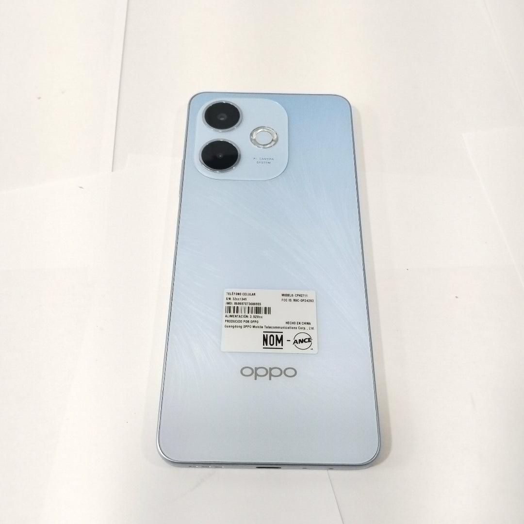 CELULAR OPPO  A5 PRO CPH2711 (2025) 256 GB 8 GB RAM (SEMINUEVO)