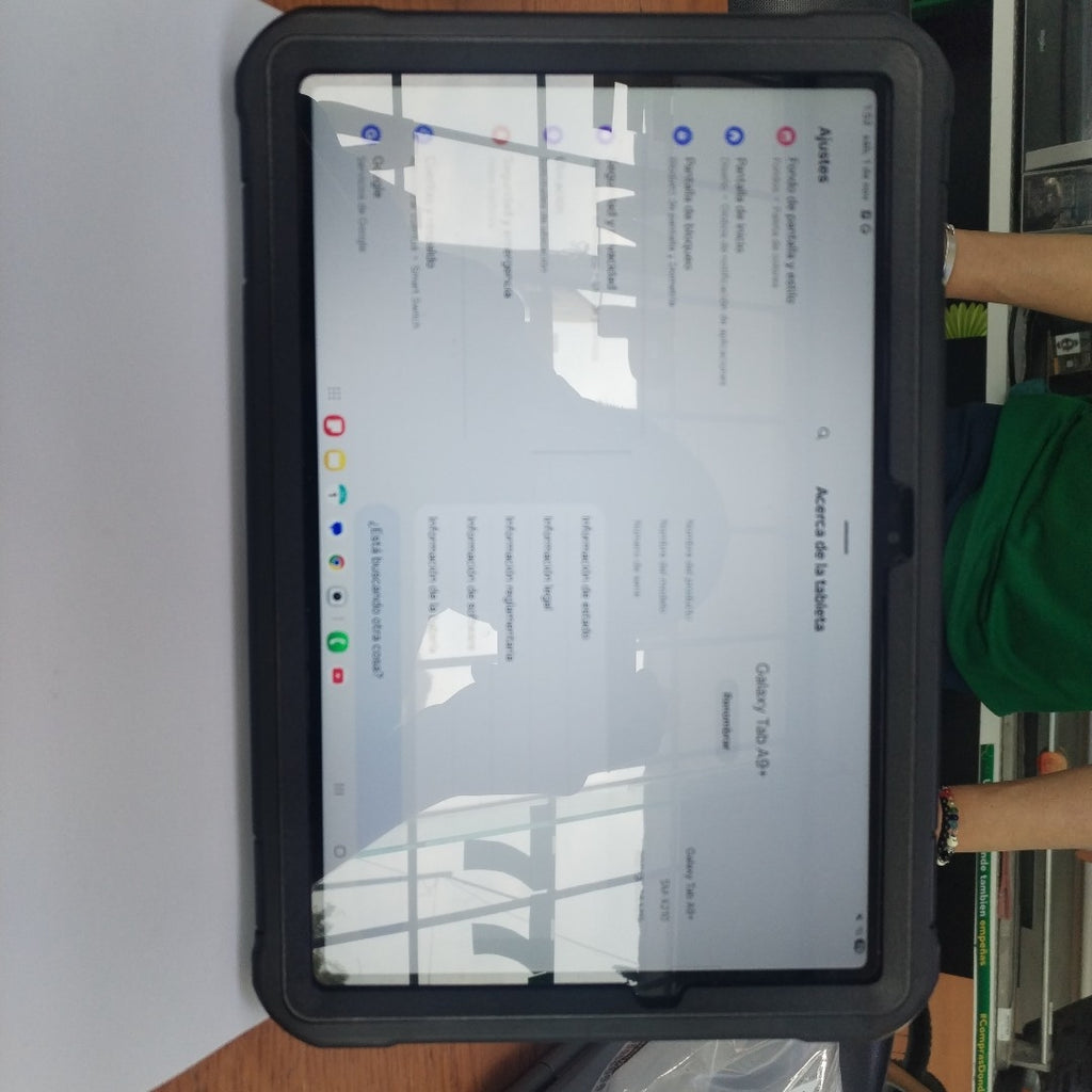 TABLETA SAMSUNG GALAXY TAB A9+ SM-X210 (2023) 128 GB 8 GB RAM (SEMINUEVO)