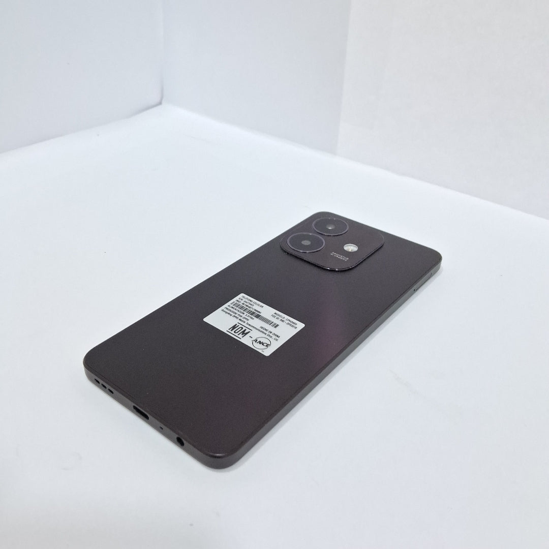 CELULAR OPPO  A40 CPH2669 (2024) 256 GB 4 GB RAM (SEMINUEVO)