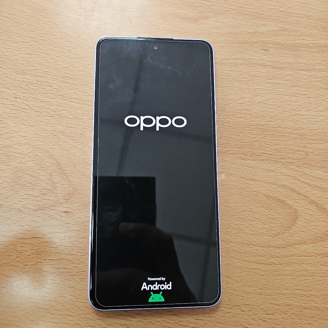 CELULAR OPPO  RENO 13F 5G CPH2699 (2025) 256 GB 12 GB RAM (SEMINUEVO)