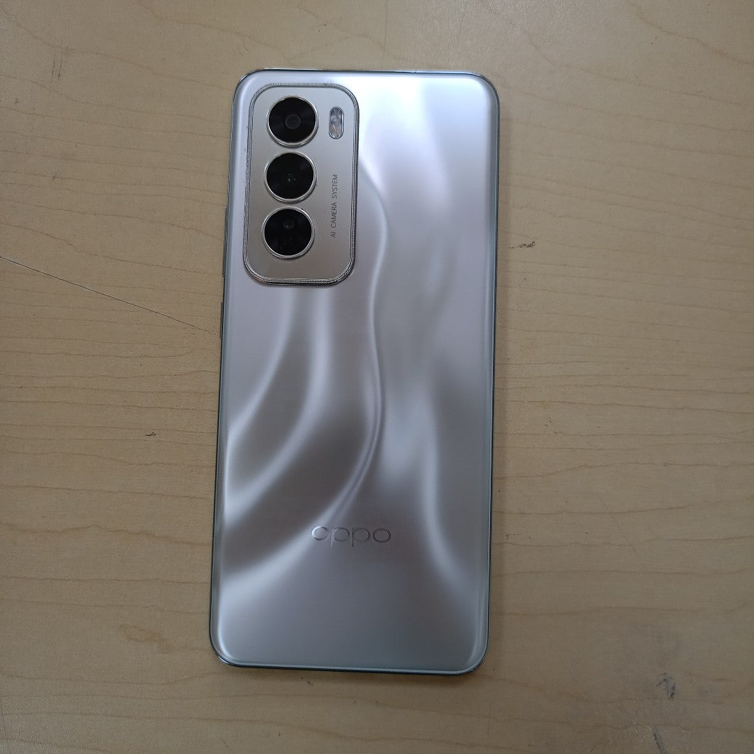 CELULAR OPPO   RENO12 5G CPH2625 (2024) 512 GB 12 GB RAM (SEMINUEVO)