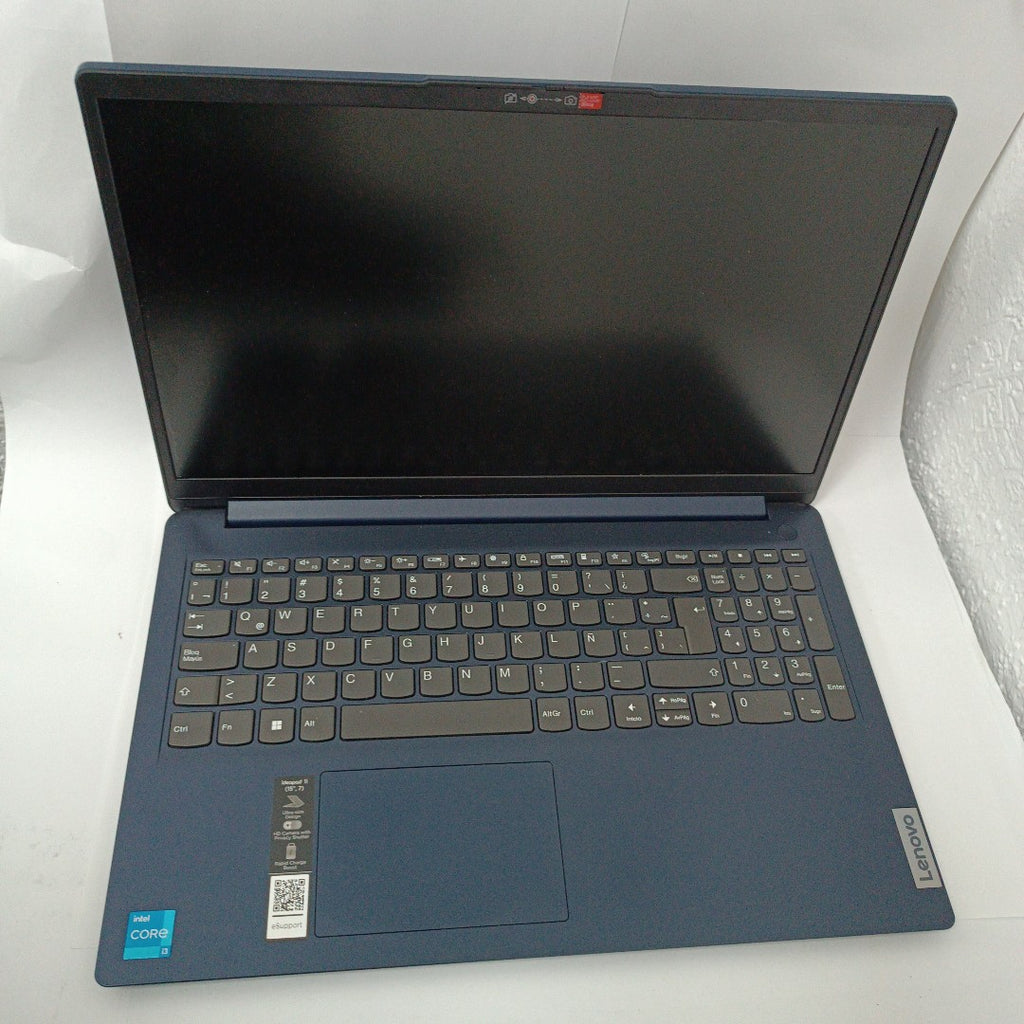 LAPTOP LENOVO IDEAPAD 1 15IAU7 (2023) 1 TB SSD 8 GB RAM (SEMINUEVO)