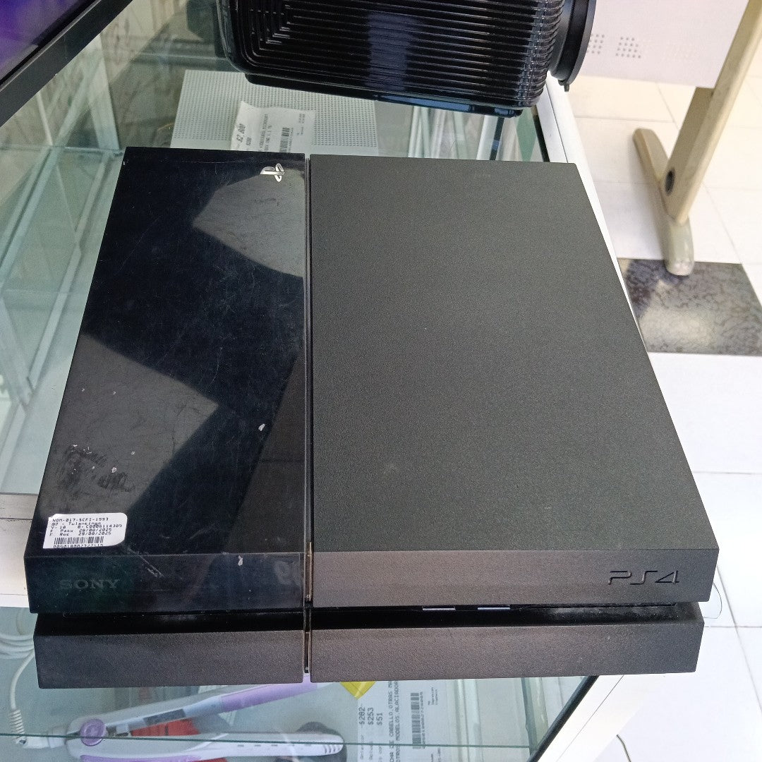 CONSOLA DE VIDEOJUEGO SONY PS4 500 GB  (SEMINUEVO)
