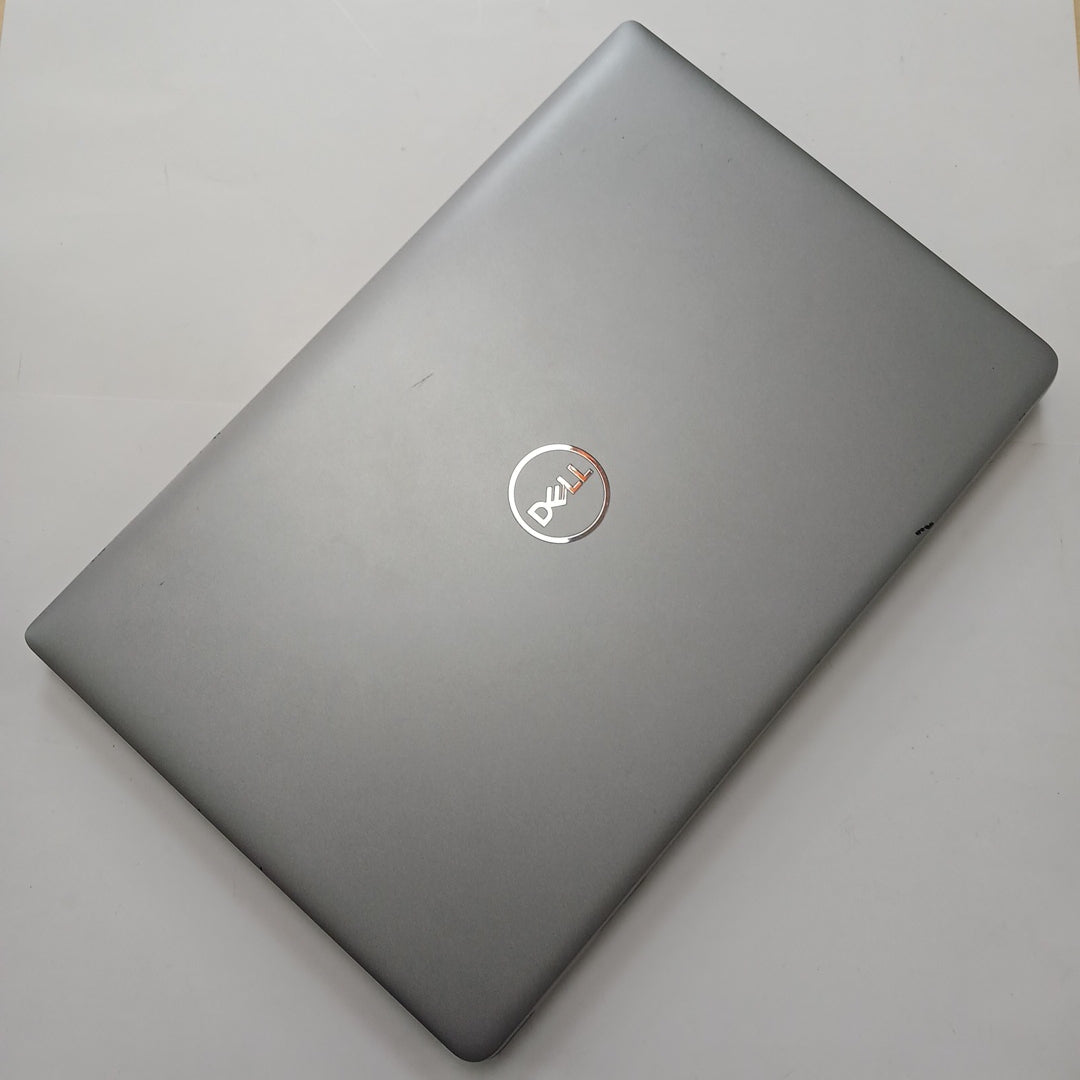 LAPTOP DELL LATITUDE 5540 (2024) 256 GB SSD 16 GB RAM (SEMINUEVO)