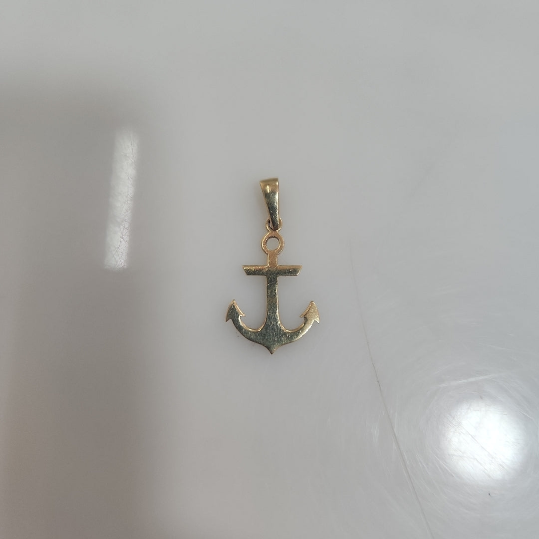 DIJE. ORO. 14 K 0.8 GRMS (SEMINUEVO)