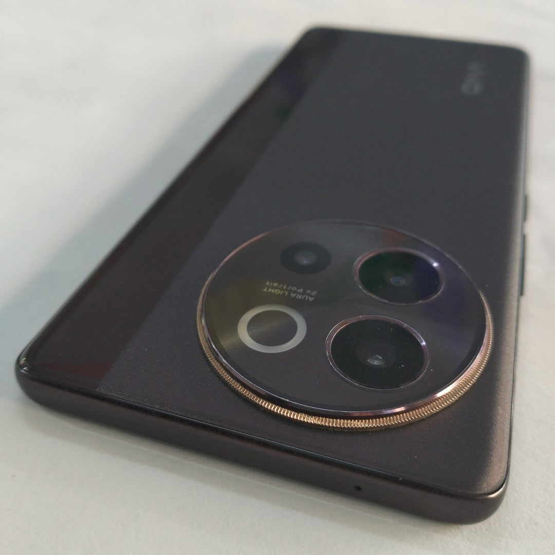 CELULAR VIVO V40 LITE V2341 (2024) 256 GB 8 GB RAM (SEMINUEVO)