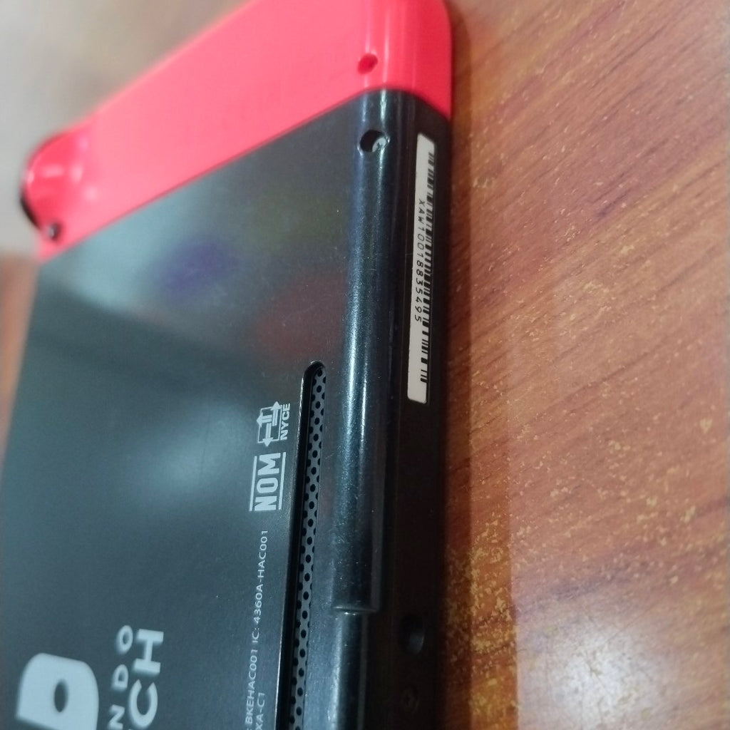 CONSOLA DE VIDEOJUEGO NINTENDO SWITCH 32 GB (SEMINUEVO)