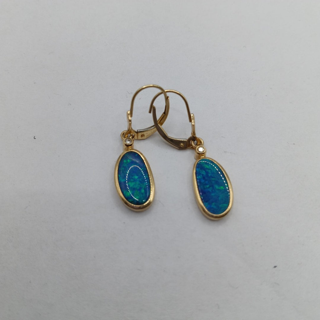 ARETES PAR. ORO. 14 K 3.8 GRMS (SEMINUEVO)