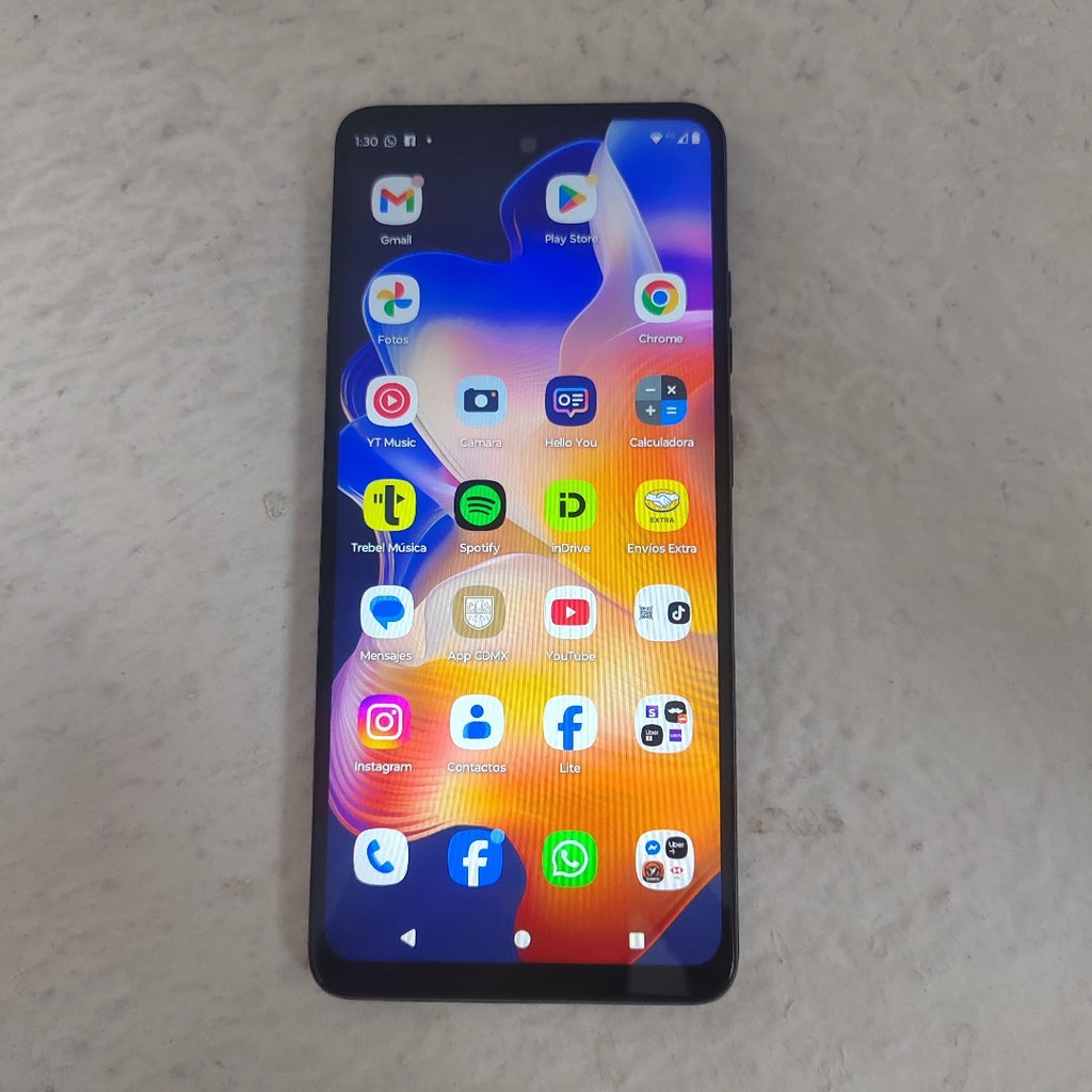 CELULAR MOTOROLA MOTO G24 XT2423-1 (2024) 256 GB 4 GB RAM (SEMINUEVO)