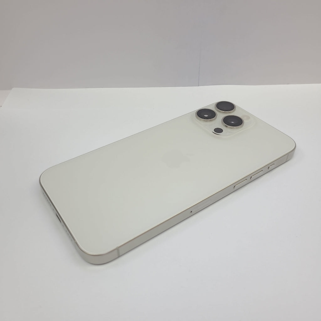 CELULAR APPLE IPHONE 15 PRO MAX A3105 (2023) 256 GB 8 GB RAM (SEMINUEVO)