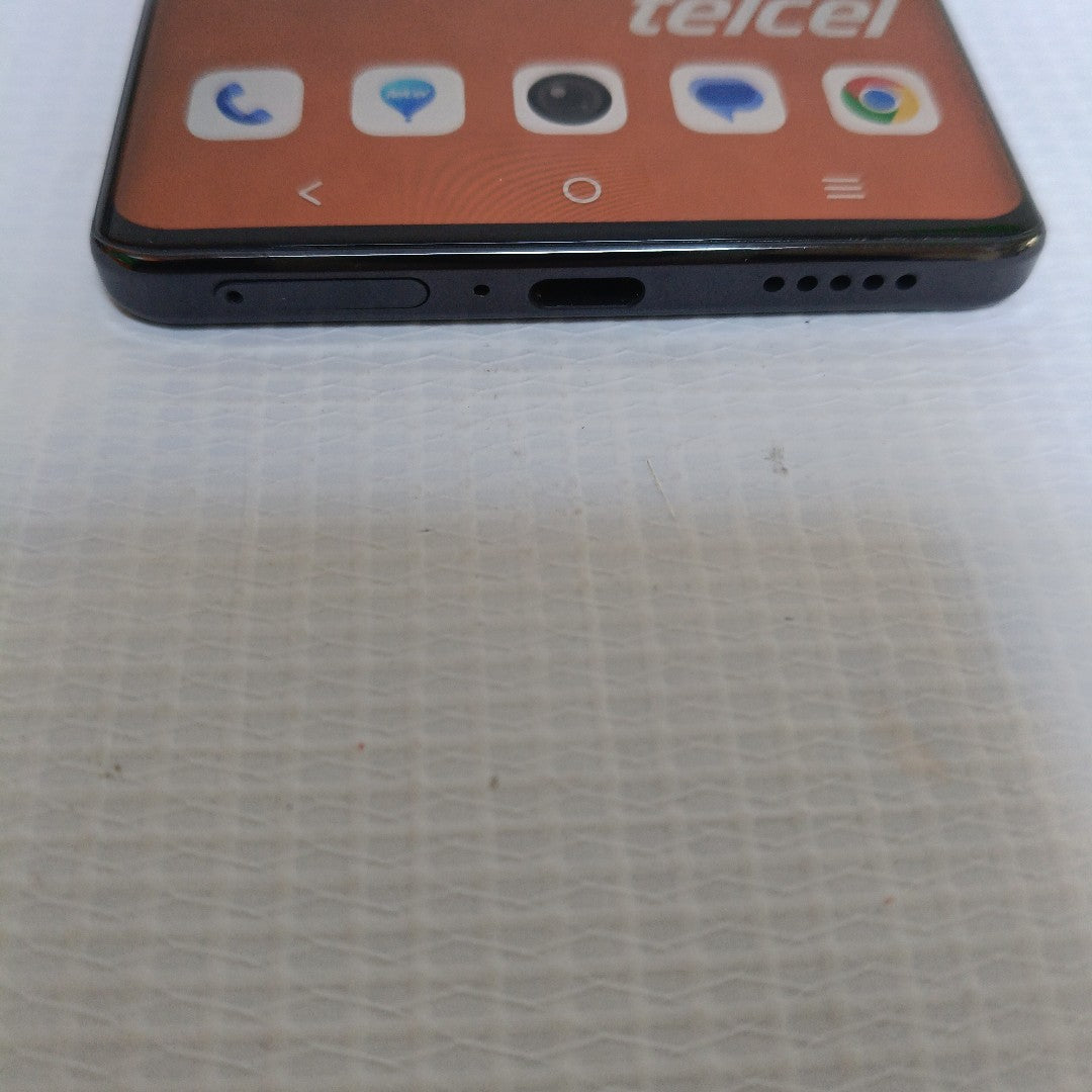 CELULAR VIVO V30 V2318 (2024) 512 GB 12 GB RAM (SEMINUEVO)