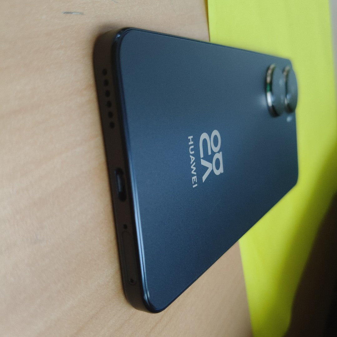 CELULAR HUAWEI NOVA 12SE  BNE-LX3 256 GB 8 GB RAM (SEMINUEVO)