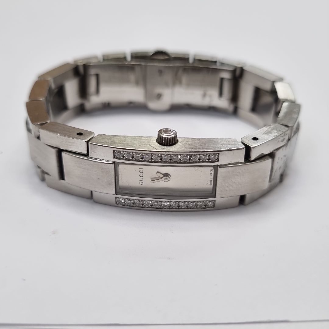   RELOJ DAMA   OTRA MARCA   GUCCI (SEMINUEVO)