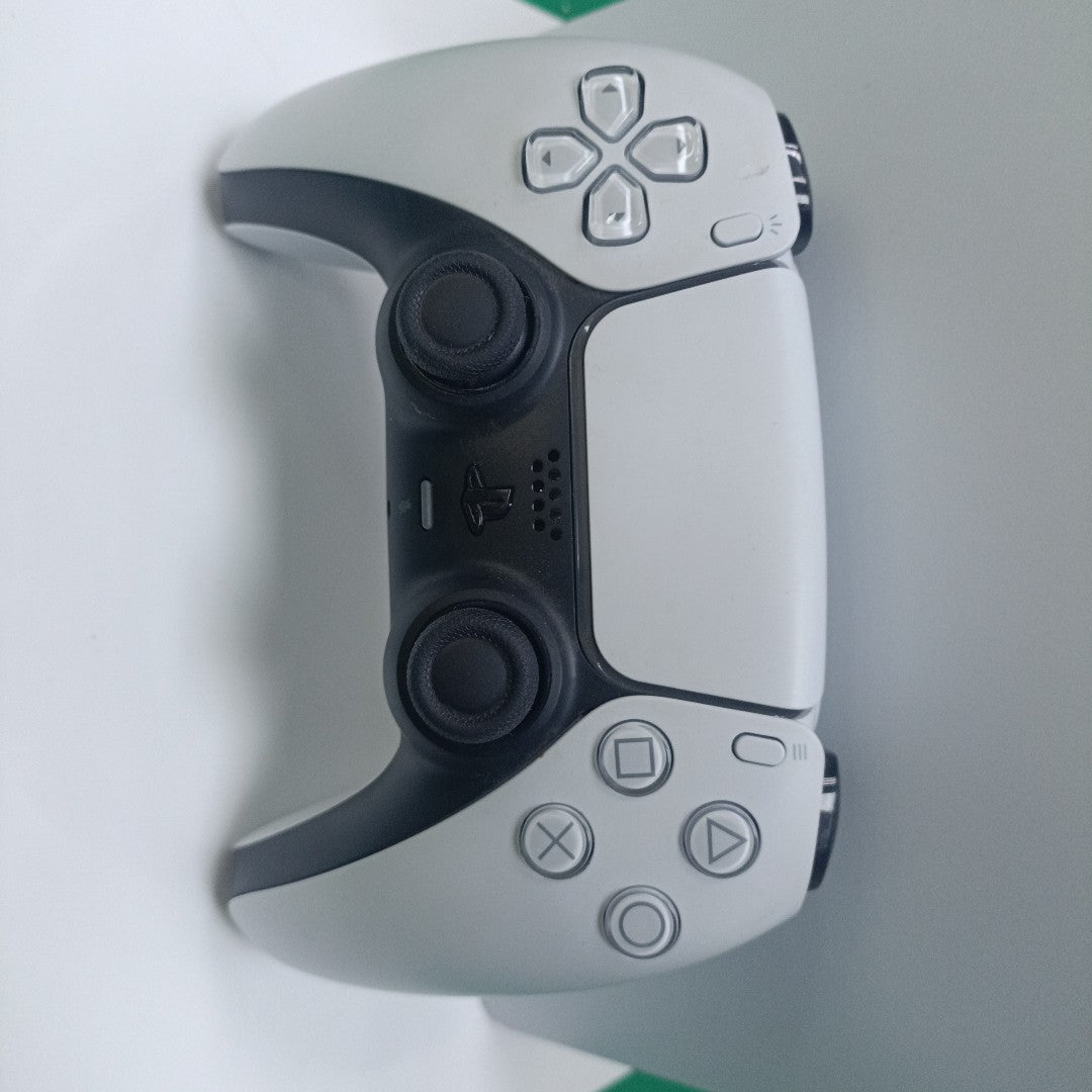 CONSOLA DE VIDEOJUEGO SONY PS5 DIGITAL 825 SSD (SEMINUEVO)