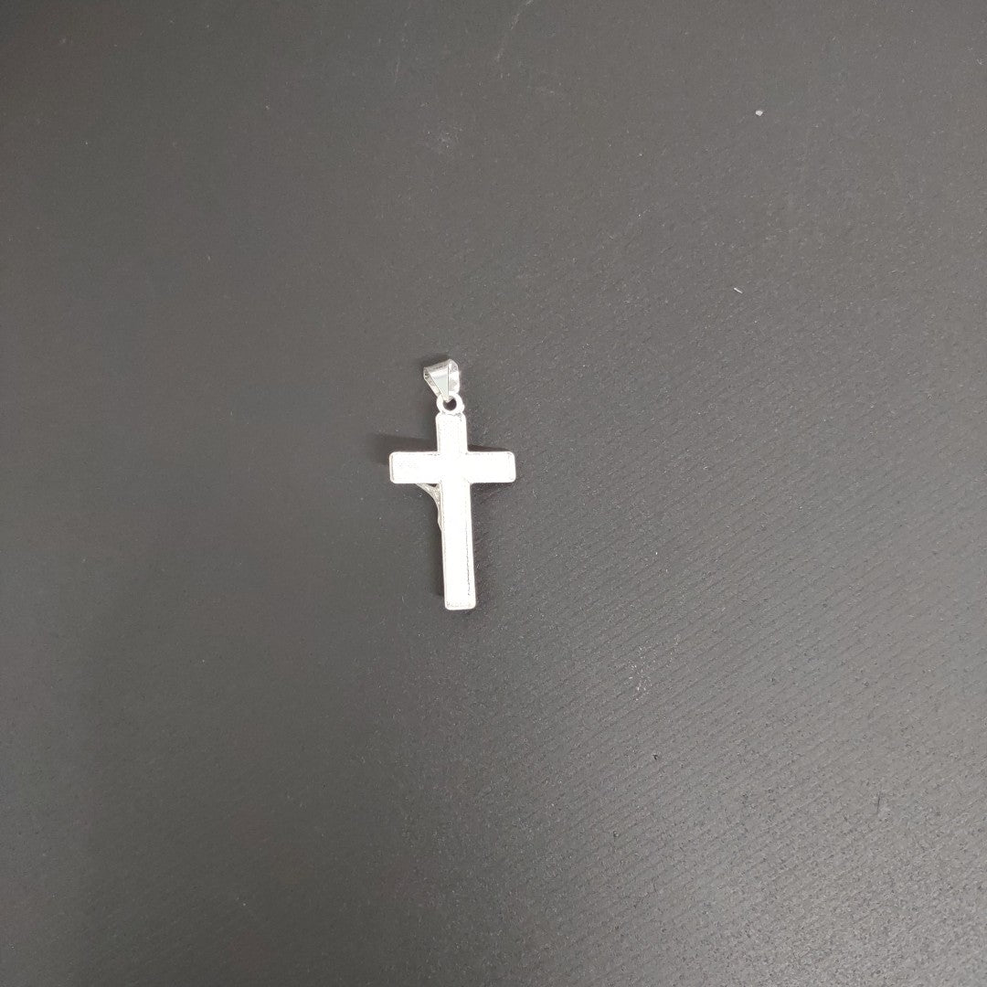 DIJE CRUZ CON CRISTO RELIEVE PLATA .925 2.4G (NUEVO)