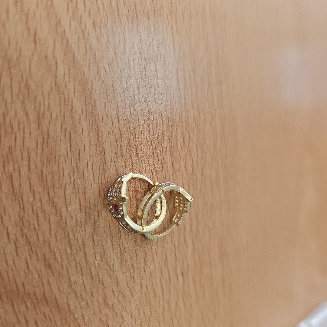 HUGGIES ORO 14K 2.4 (NUEVO)