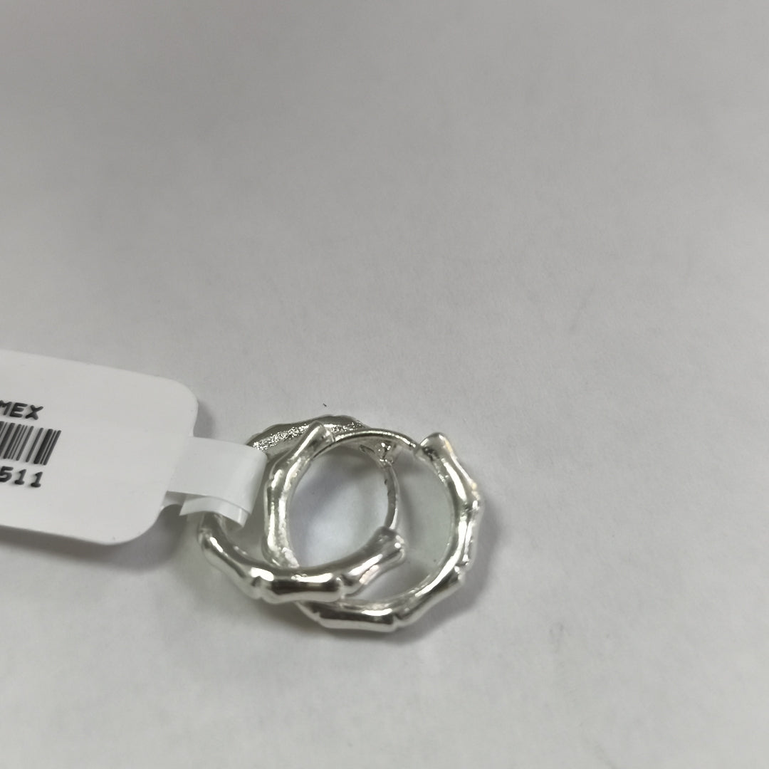 ARRACADAS HUGGIE MOTIVO BAMBU PLATA .925 3.1G (NUEVO)