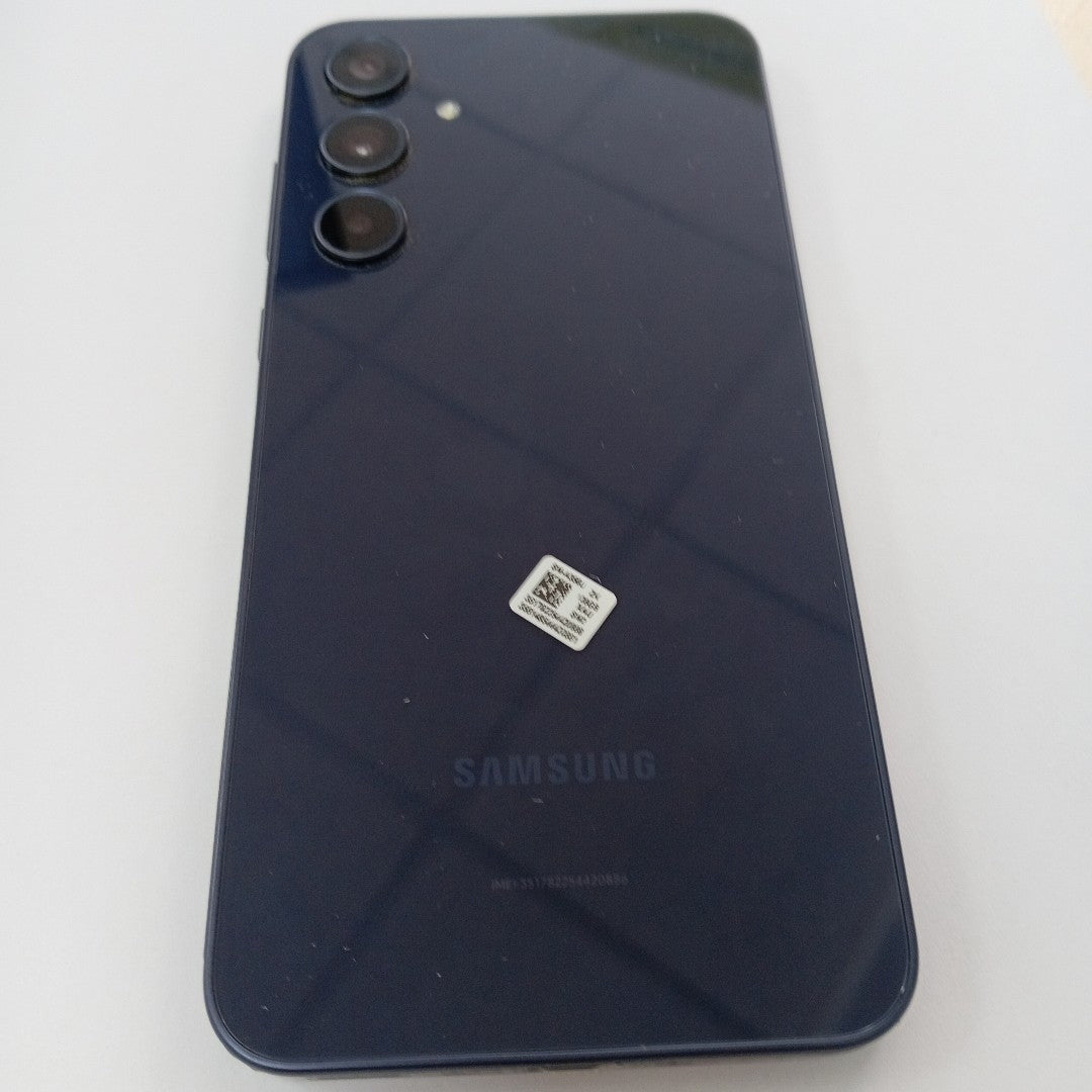 CELULAR SAMSUNG GALAXY A35 5G SM-A356U (2024) 128 GB 6 GB RAM (SEMINUEVO)