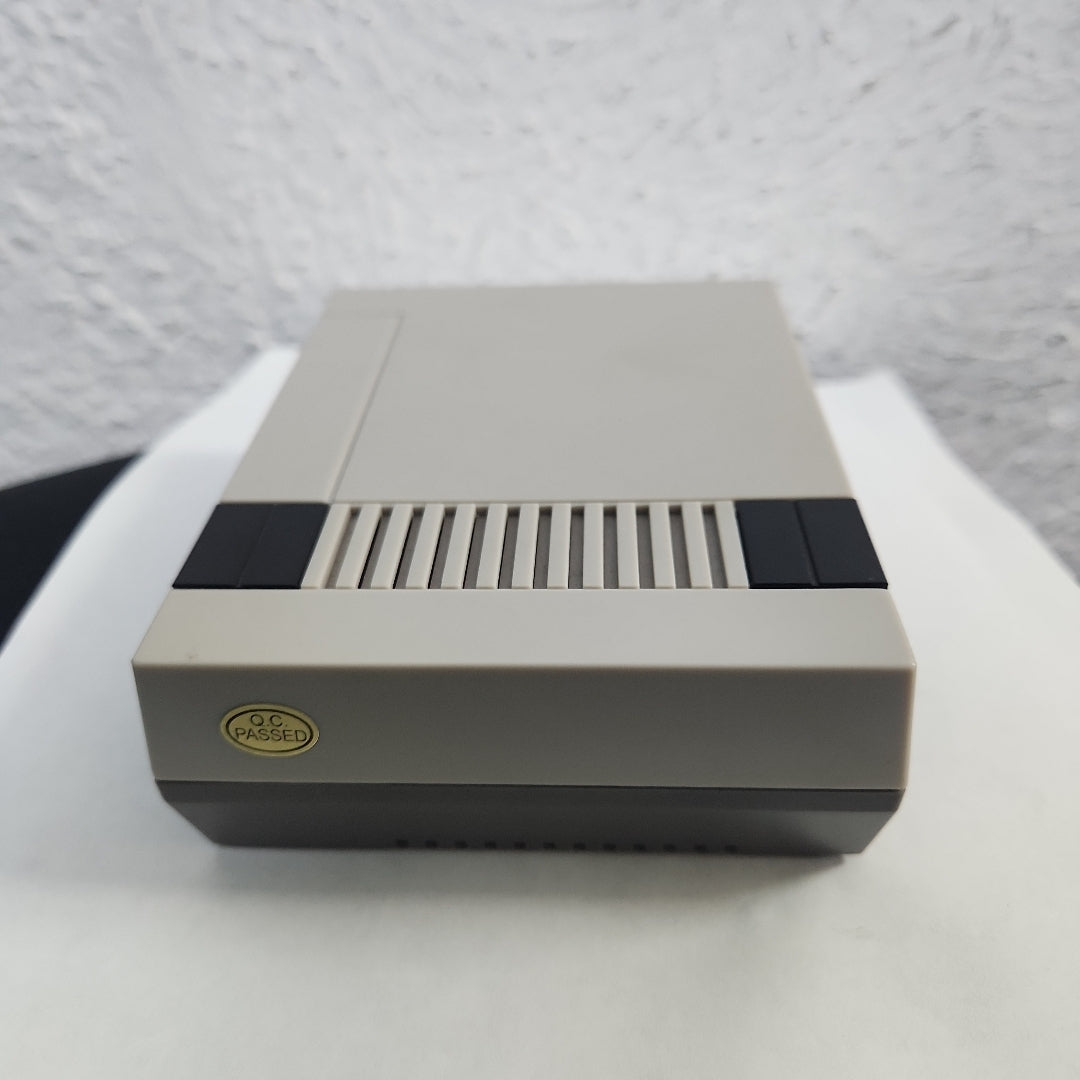 CONSOLA DE VIDEOJUEGO NINTENDO NES CLASSIC EDITION 30 JUEGOS PRECARGADOS                                                                                (SEMINUEVO)