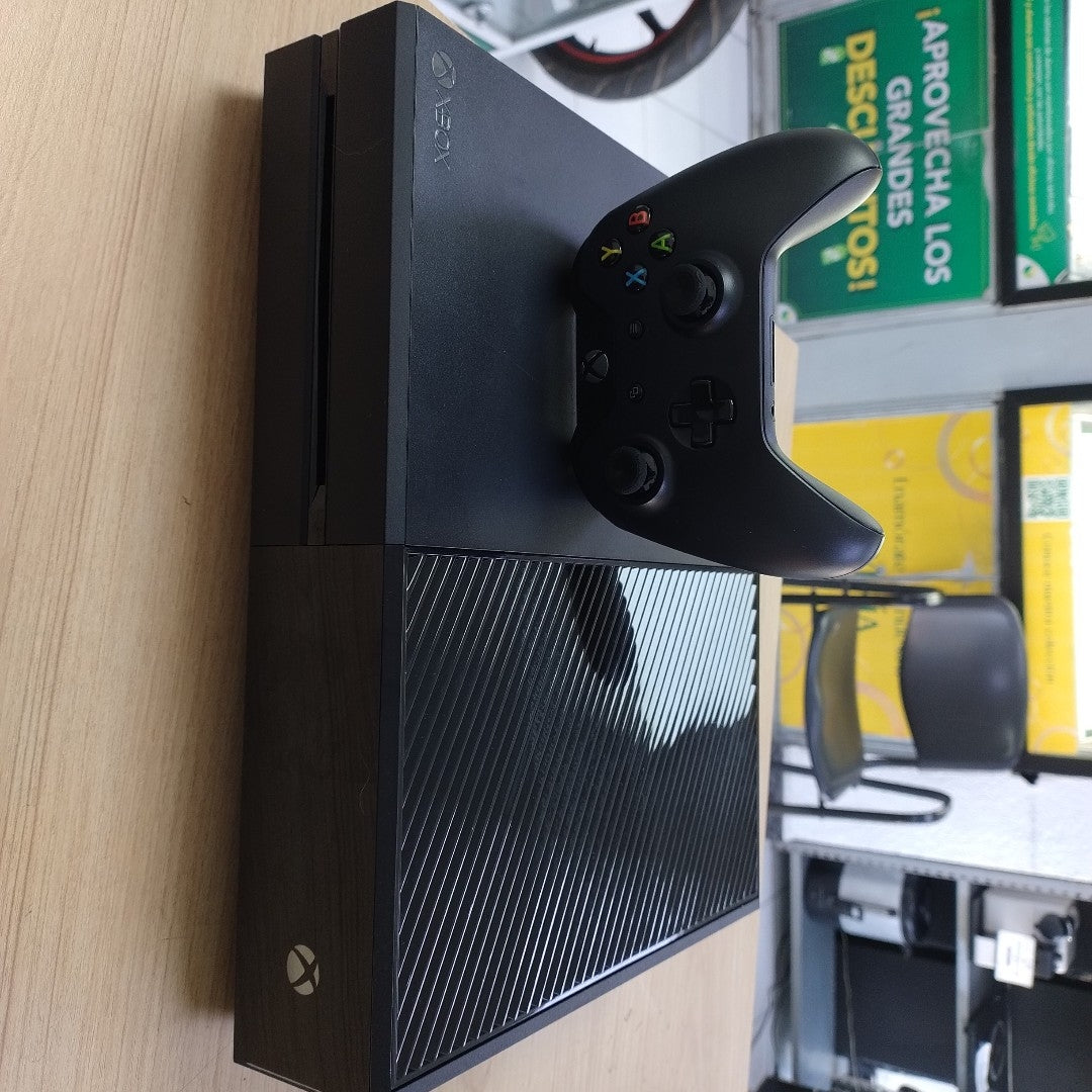 CONSOLA DE VIDEOJUEGO MICROSOFT XBOX ONE 500 GB  (SEMINUEVO)