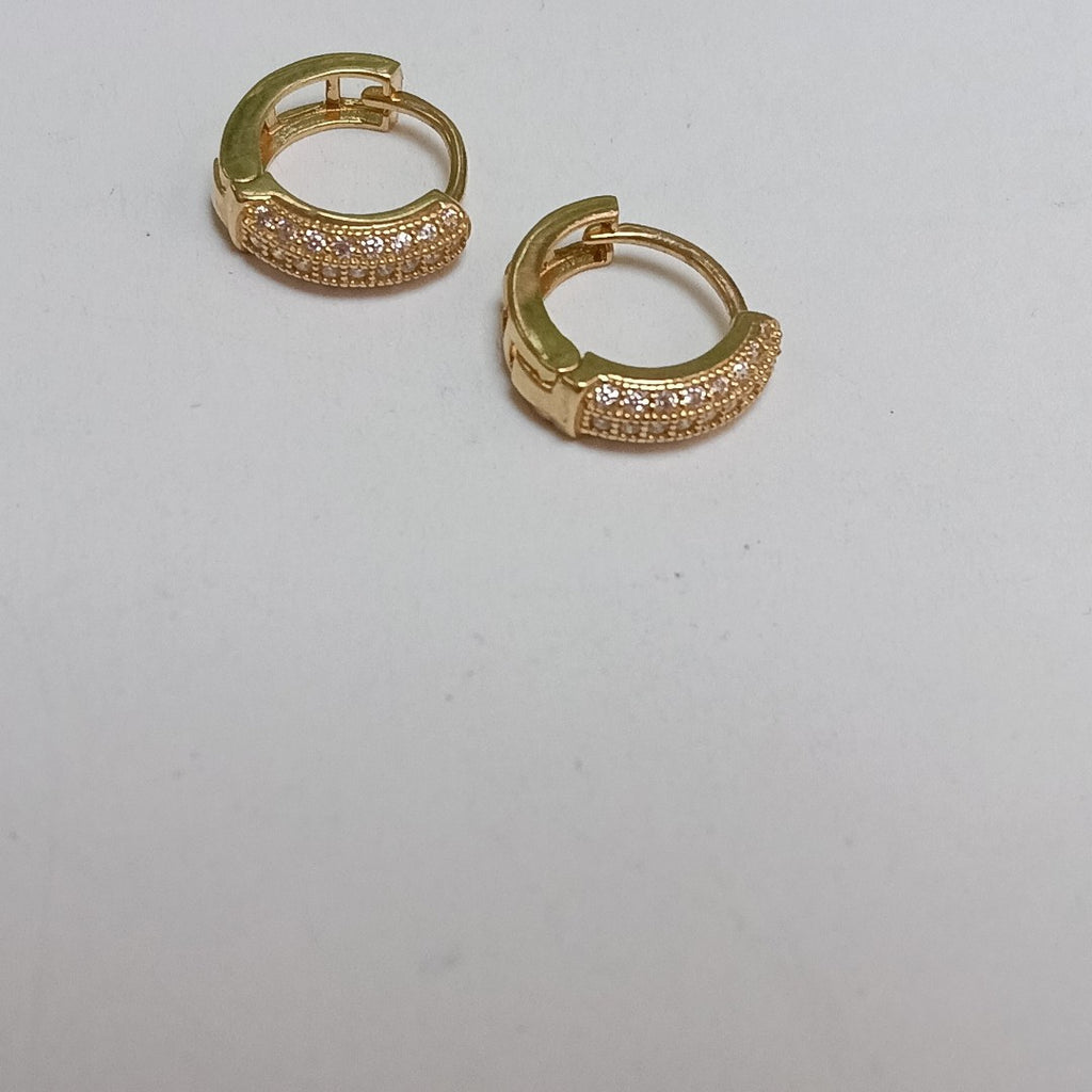 HUGGIES ORO 14K 1.8 (NUEVO)