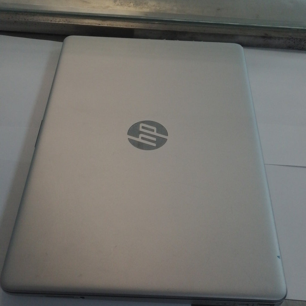 LAPTOP HP 15-DY2052LA (2021) 256 GB SSD 8 GB RAM (SEMINUEVO)