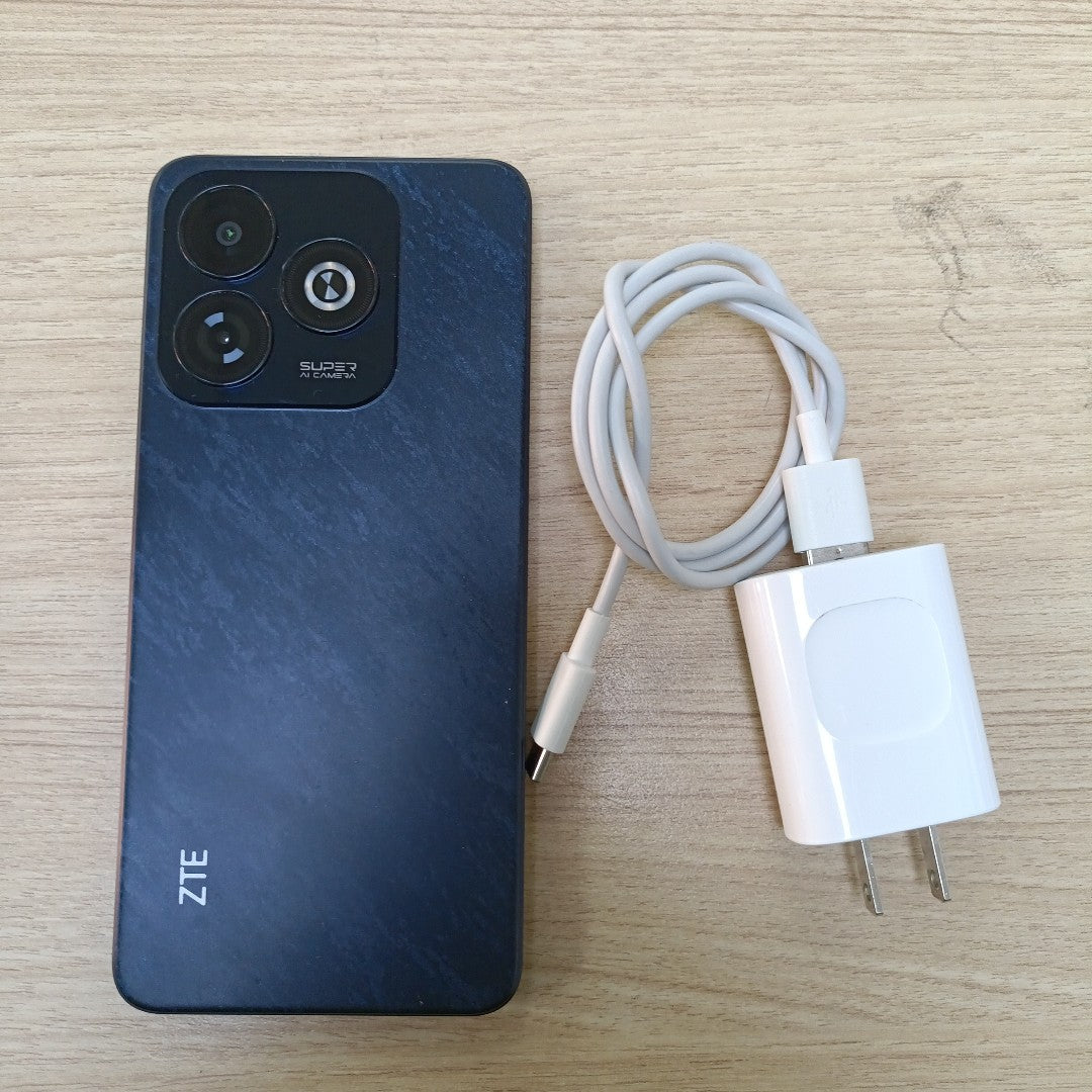 CELULAR ZTE BLADE V60 SMART Z2359 (2024) 128 GB 4 GB RAM (SEMINUEVO)