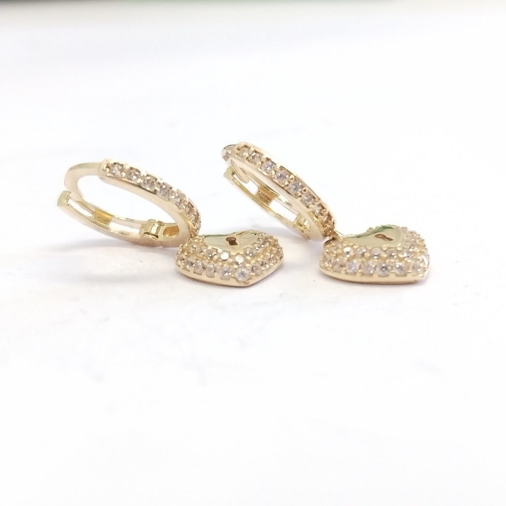 HUGGIES ORO 14K 2.8 (NUEVO)