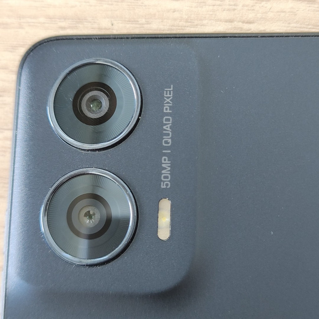 CELULAR MOTOROLA MOTO G24 XT2423-1 (2024) 256 GB 4 GB RAM (SEMINUEVO)