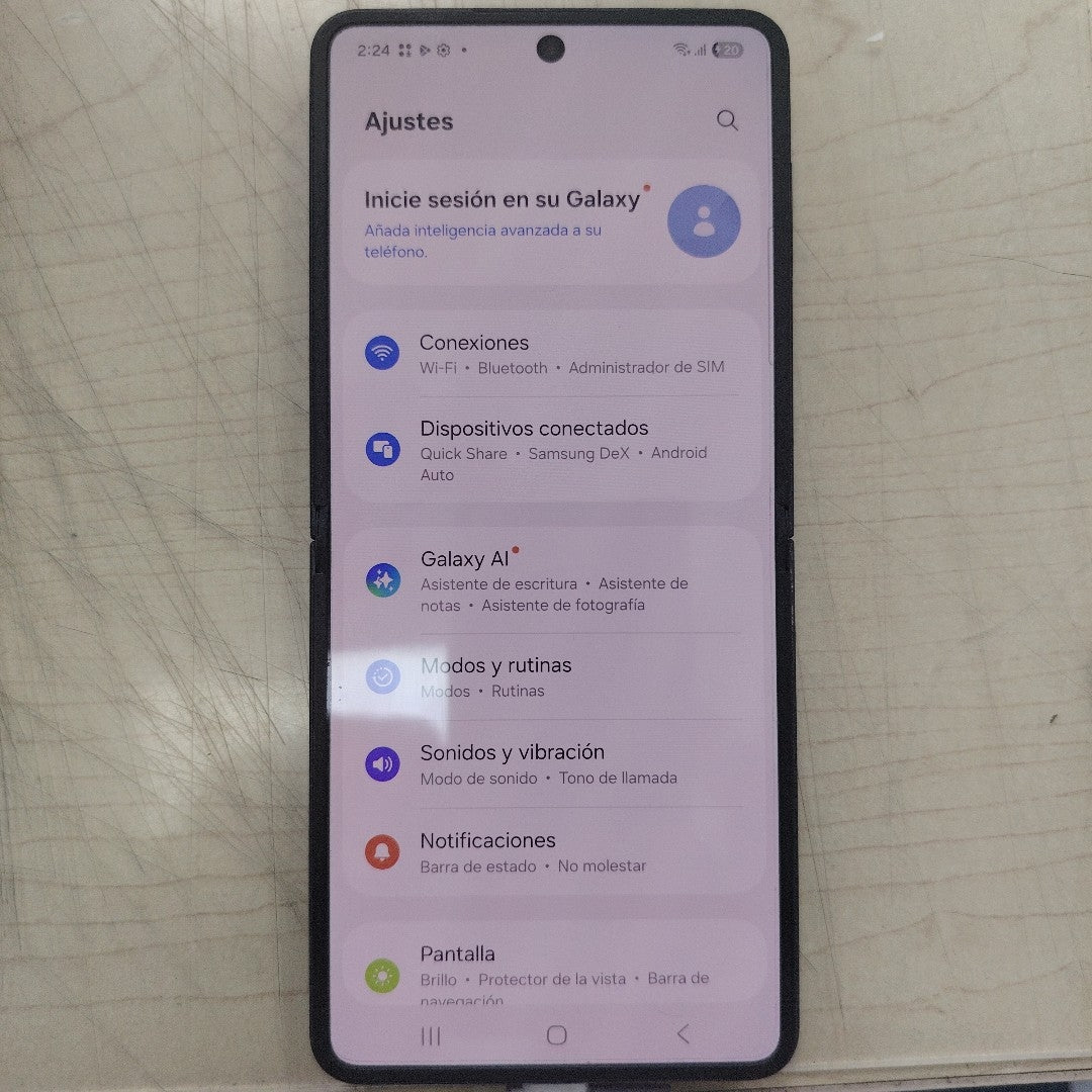CELULAR SAMSUNG GALAXY Z FLIP 7 SM-F766B (2025) 512 GB 12 GB RAM (SEMINUEVO)