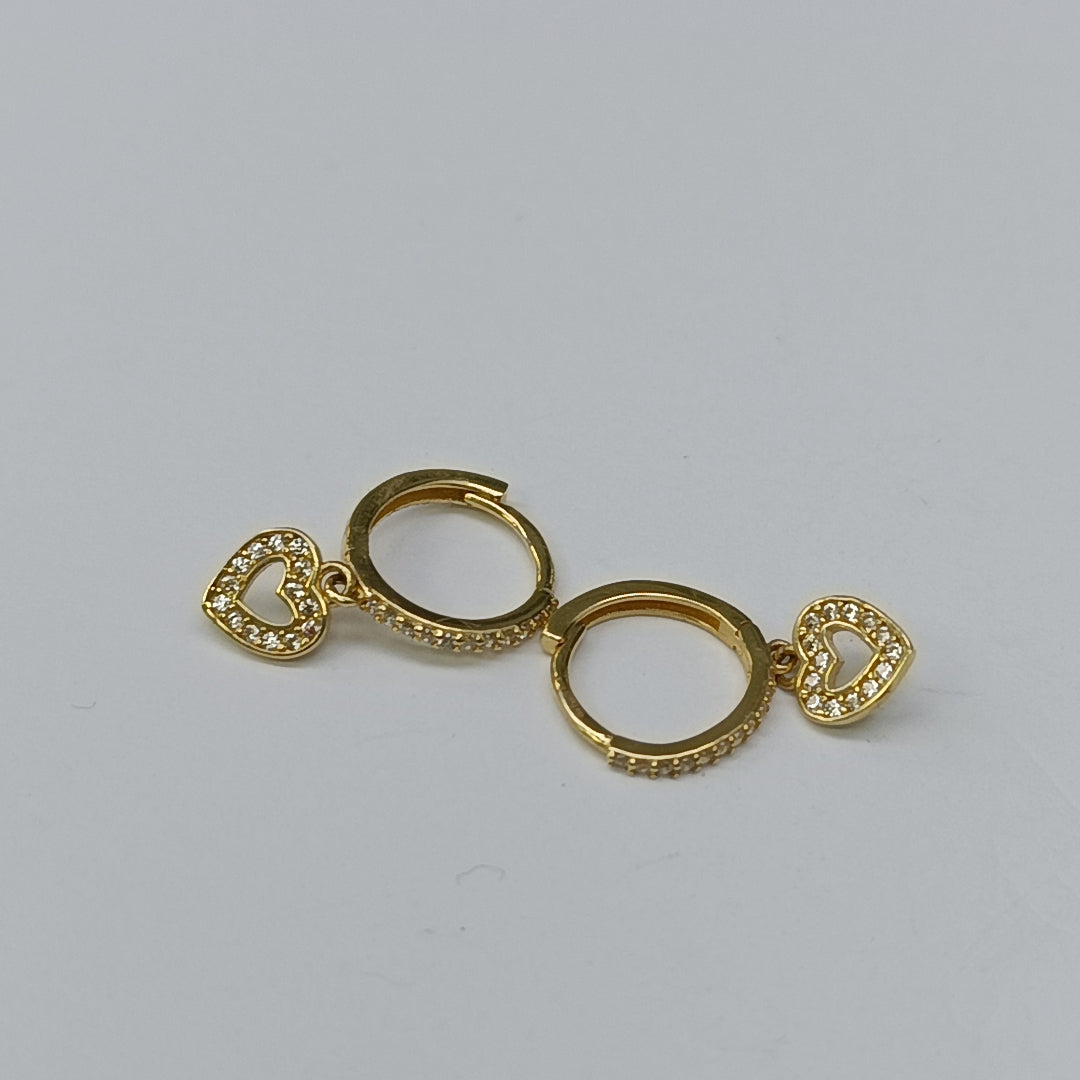 HUGGIES ORO 14K 1.8 (NUEVO)