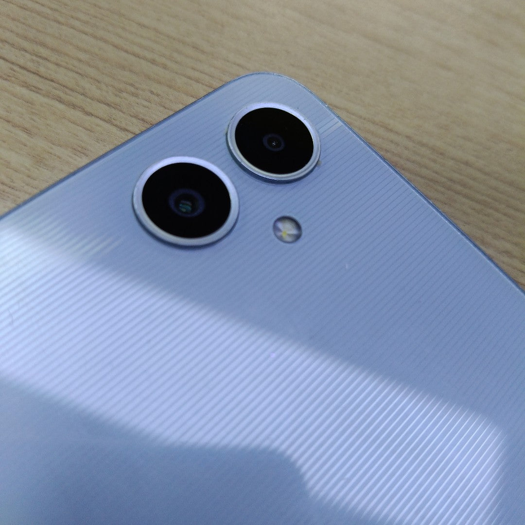 CELULAR SAMSUNG GALAXY A05 SM-A055M (2023) 64 GB 4 GB RAM (SEMINUEVO)