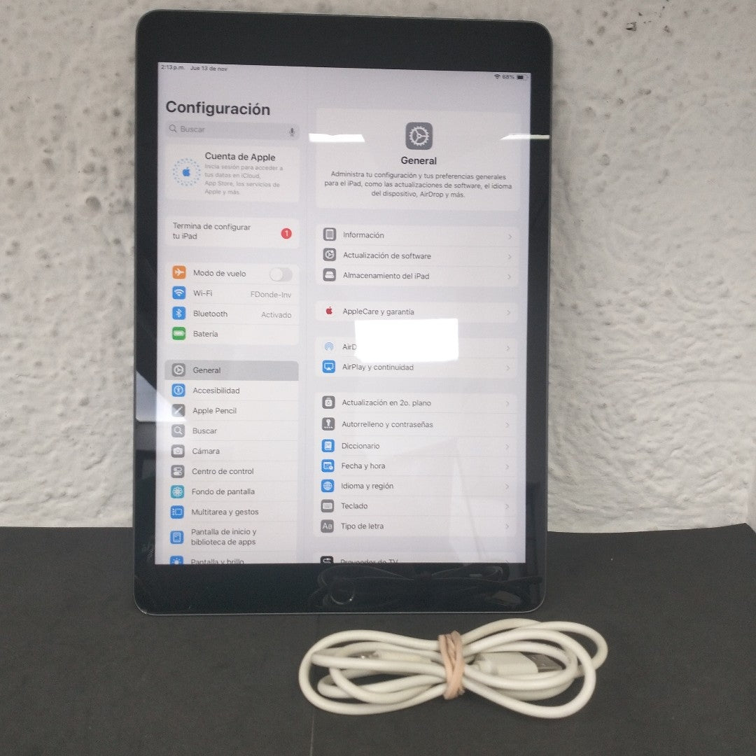 TABLETA APPLE IPAD 9 A2602 64 GB 3 GB RAM (SEMINUEVO)