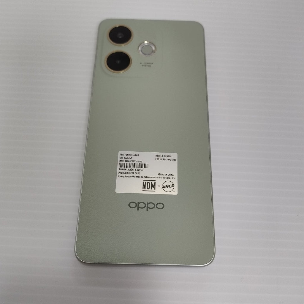 CELULAR OPPO  A5 PRO CPH2711 (2025) 256 GB 8 GB RAM (SEMINUEVO)