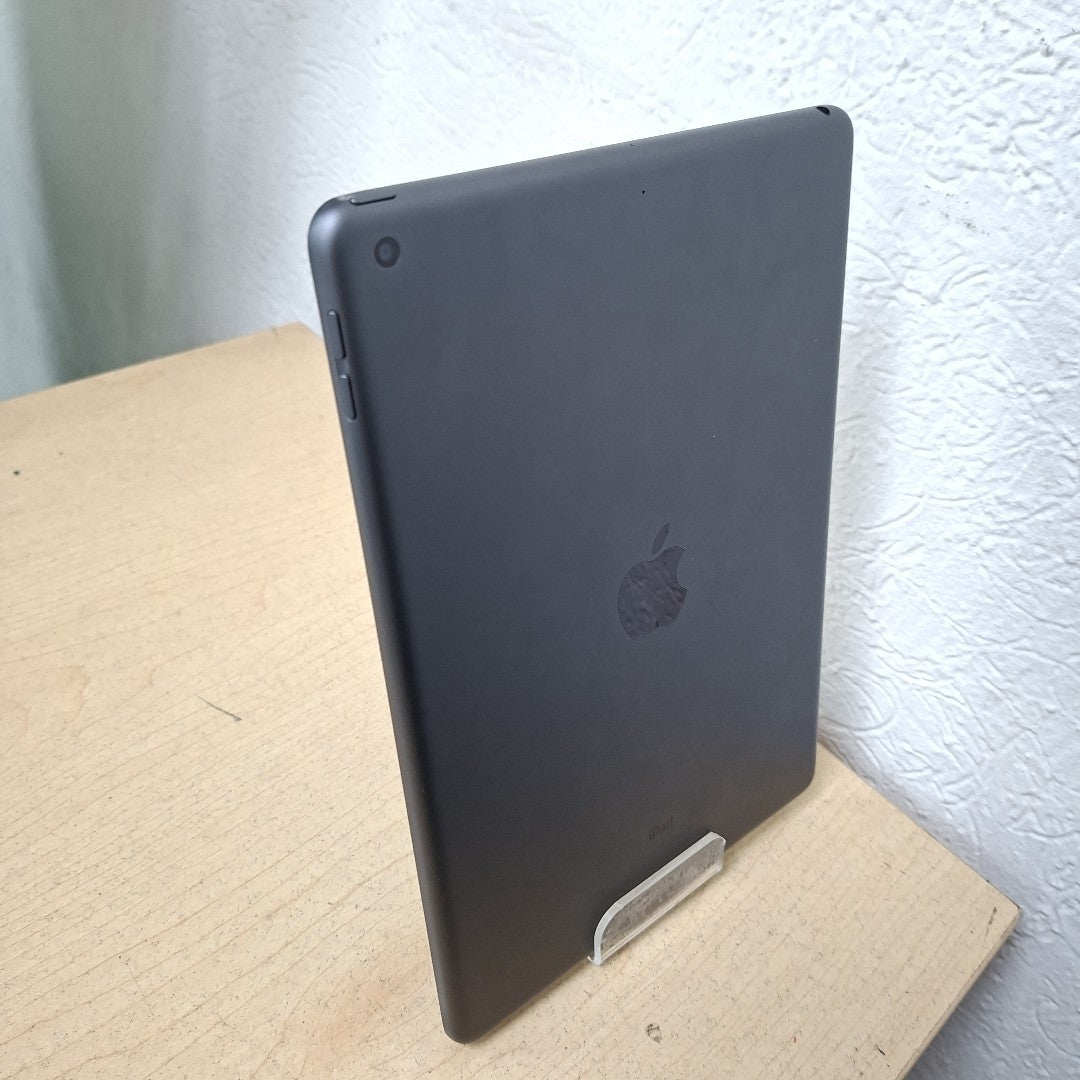 TABLETA APPLE IPAD 8 A2270 128 GB 3 GB RAM (SEMINUEVO)