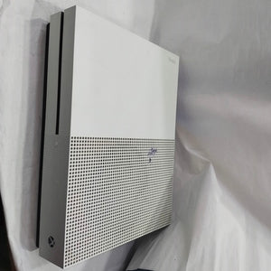 CONSOLA DE VIDEOJUEGO MICROSOFT XBOX ONE S 1 TB (SEMINUEVO)