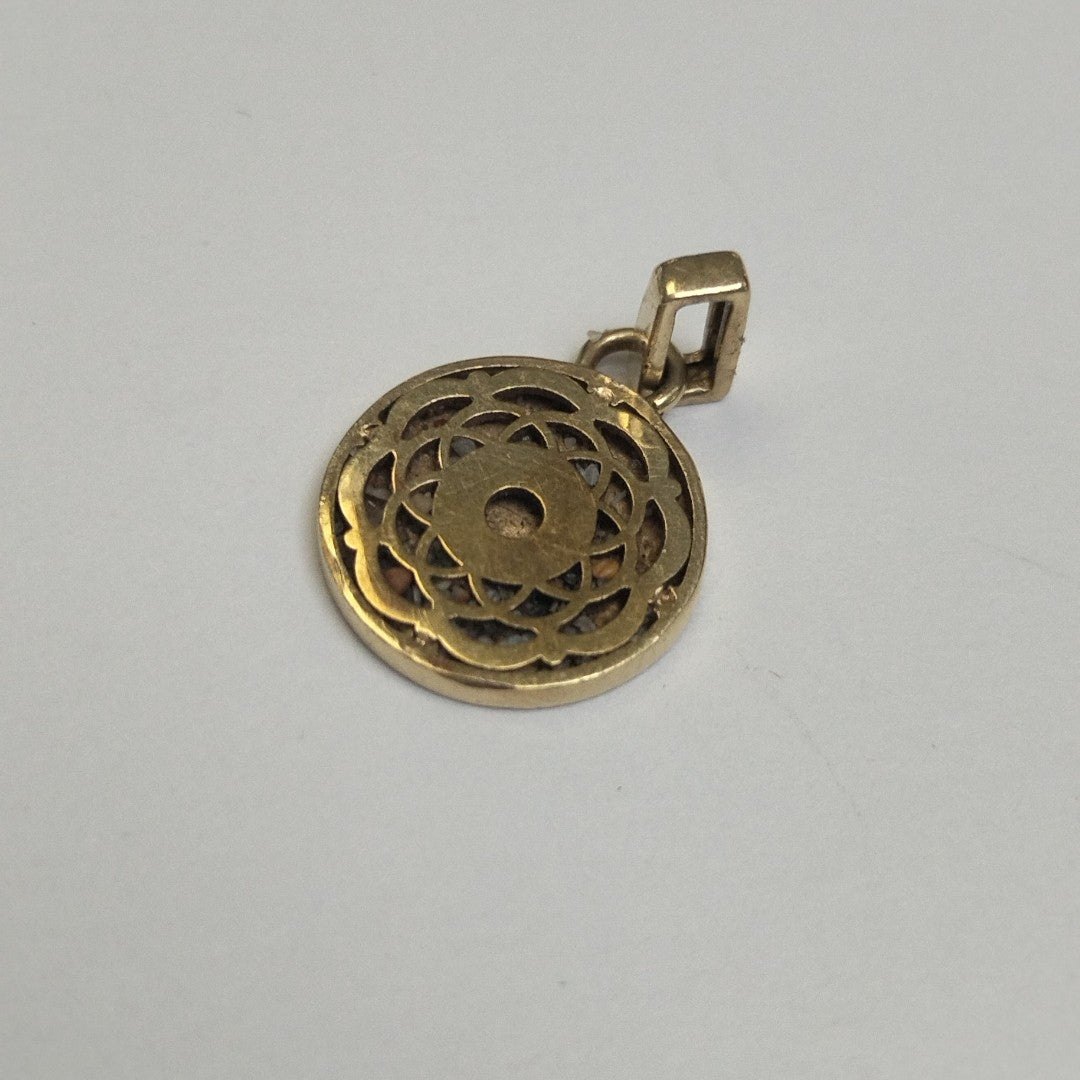 DIJE. ORO. 10 K 0.9 GRMS (SEMINUEVO)