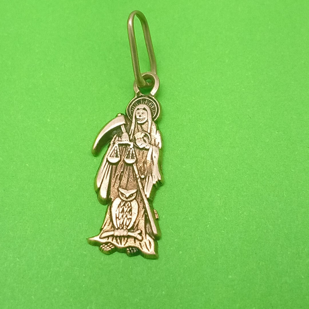 K1 1,60 GRMS 10 K ESPECIFICACIONES COMPLEMENTARIAS DIJE SANTA MUERTE (SEMINUEVO)